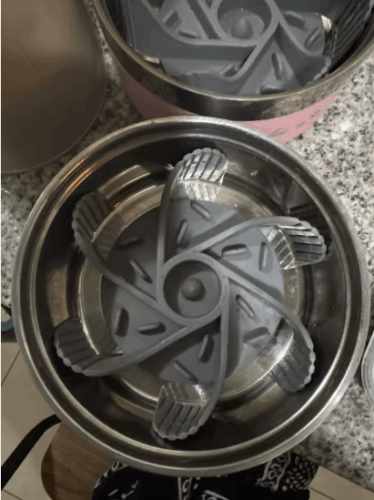 Pet Feeder Plugin Powerful Suction Cup Slow Food Anti Choking Bowl Convenient Easy Clean Extended Dogs Eating Time Pet Supplies photo review